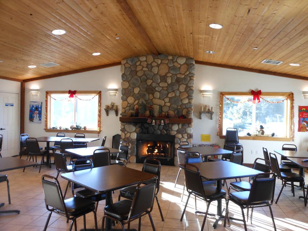 Oakzanita Springs Camping Resort Cabin 1 Descanso Екстер'єр фото